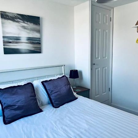 100 Steps To Broadstairs Beach - 2 Bedroom 3 Beds Eksteriør billede