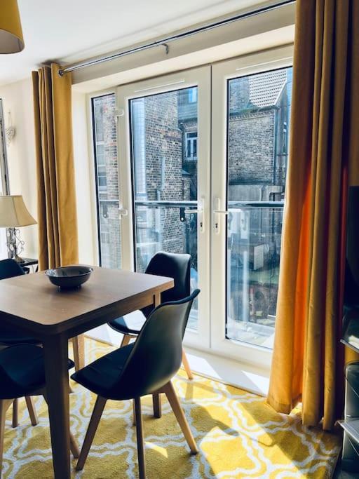 100 Steps To Broadstairs Beach - 2 Bedroom 3 Beds Eksteriør billede